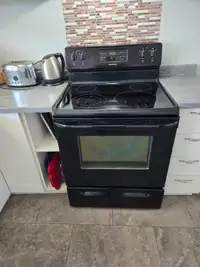 Frigidaire Glasstop Oven/Stove for Sale