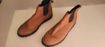 Bottes Sorel pointure 8, View more