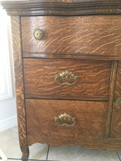 Antique Washstand -- Quarter Sawn Oak in Other in Peterborough - Image 2