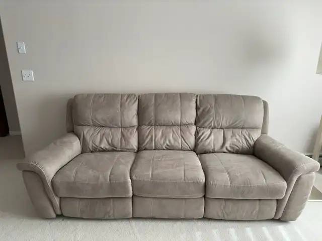 Manual Reclining Sofa Couch - Micro Suede, Non Smoking Home in Couches & Futons in Calgary - Image 2