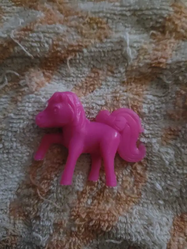 toy unicorn