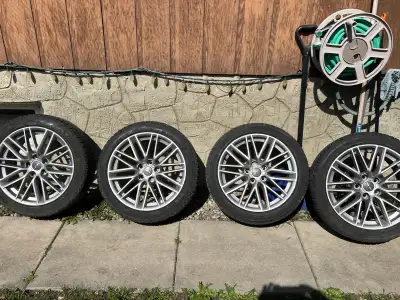 4 Genesis G70 rims and tires with sensors, Michelin X Ice 225/45/18 Rims have a few scuffs but still...