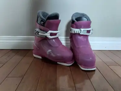 ski boot size 11 (kids) 18.5 mondo, View more
