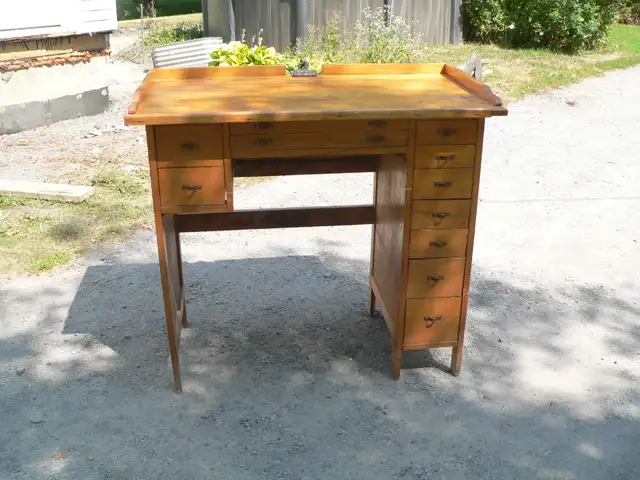 beau meuble de bijoutier antique # 13061.1 in Other in Lanaudière - Image 2