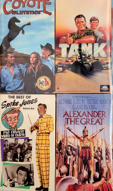 Tank - vhs job lot 4 tapes dans CD, DVD et Blu-ray  à Barrie