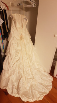 Mori Lee Designer Wedding Dress Size 6 US