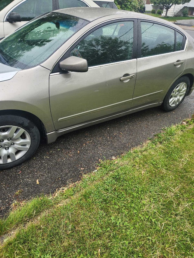 Nissan Altima — photo 3