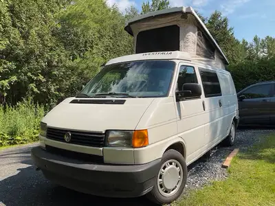 ****** en préparation Tous les détails à venir dans qq heures Eurovan Westfalia 1995 Moteur de 2,5 l...