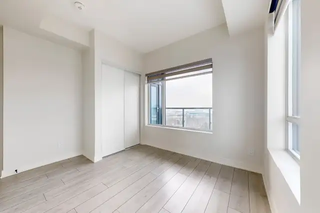 2 Bed + Den  2 Bath condo for rent in Milton in Long Term Rentals in Oakville / Halton Region - Image 7