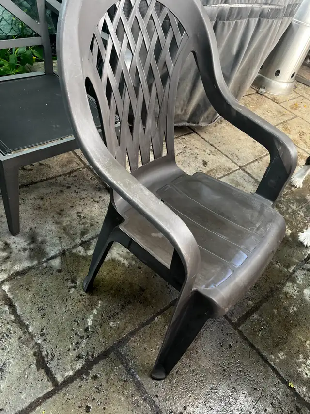 Plastic garden/home chairs 6 for $60 in Patio & Garden Furniture in Mississauga / Peel Region - Image 5