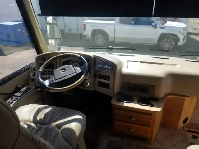 2005 Beaver Patriot Thunder Motorhome | RVs & Motorhomes | Calgary ...