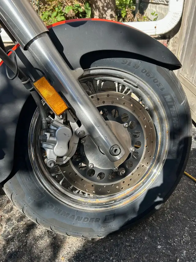 Yamaha Vstar 1100 in Street, Cruisers & Choppers in City of Toronto - Image 4