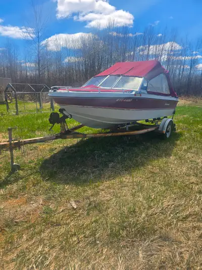Selling my boat to upgrade for growing family. Has been stored indoors for the winter. All seats and...