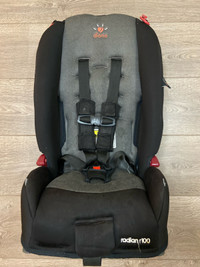 Diono Radian r100 car seat