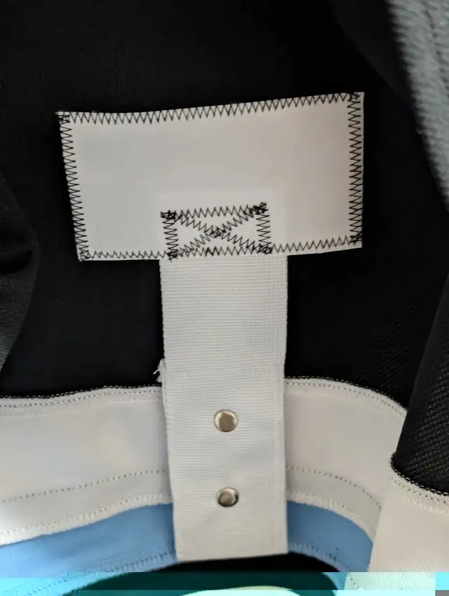 NWT Utah Hockey Club deadstock inaugural season jersey in Men's in Stratford - Image 7