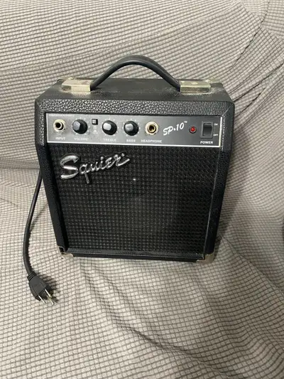 Squier SP-10 Guitar Amplifier, View more