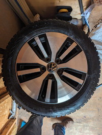 Roues VW 16" & 5 pneus d'hiver Nokian Hakkapeliitta R3 195/60R16