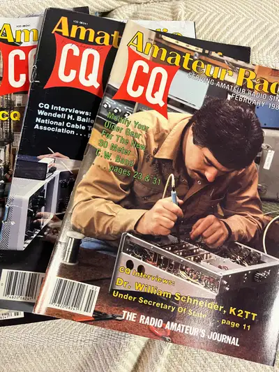 Revue radio amateurs des années 1982 et 83, 15 revues au total.