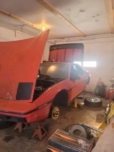 Selling my 1984 Pontiac fiero project car i have $3000 new parts into it. Don't have time for it any...
