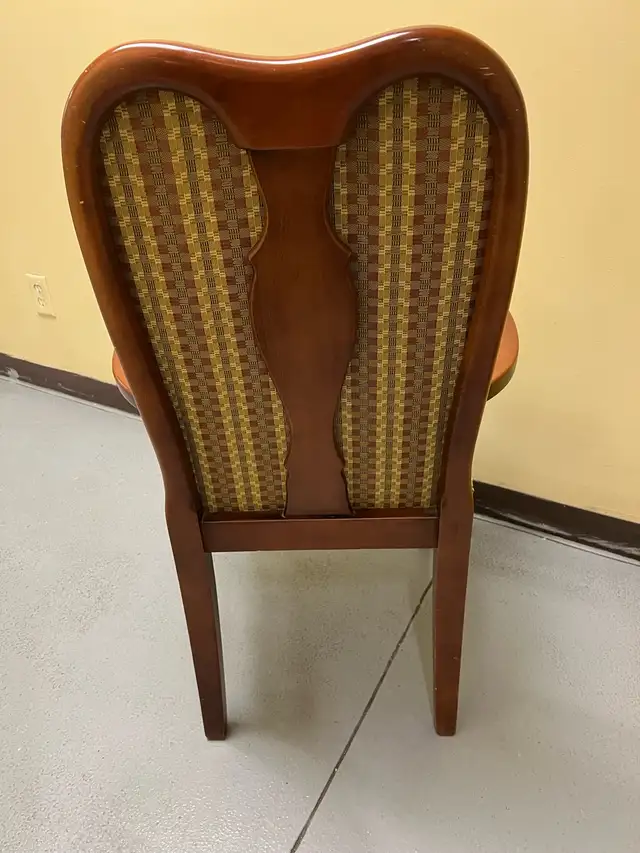 kitchen/ dining room chairs in Chairs & Recliners in Markham / York Region - Image 4