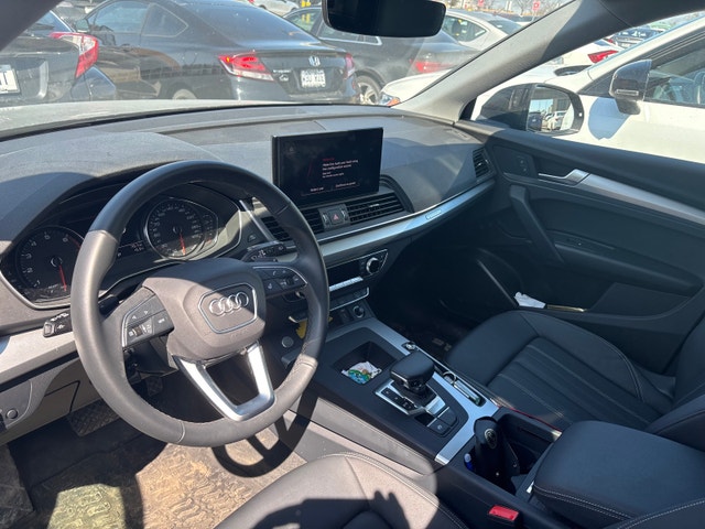 Audi Q5 Komort 4 cylinder SI engine 2.0L — photo 4