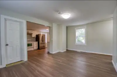 Room available for rent in SE portage la prairie, very close to portage hospital and red river campu...