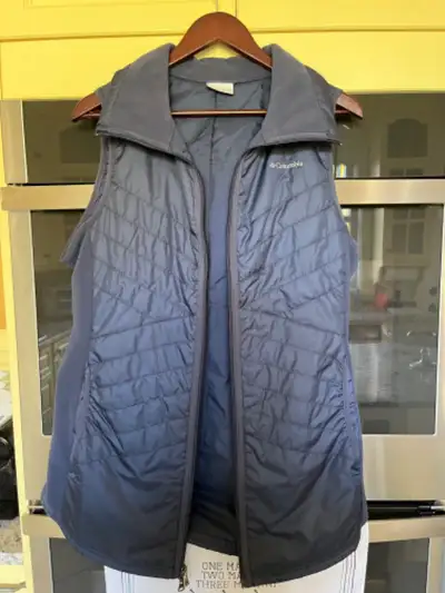 Columbia Women's Vest, View more