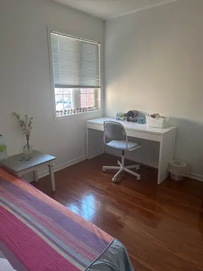 Male or female ( Filipino preferred) for temporary stay( 2-6 months) clean and tidy. Close to buses...