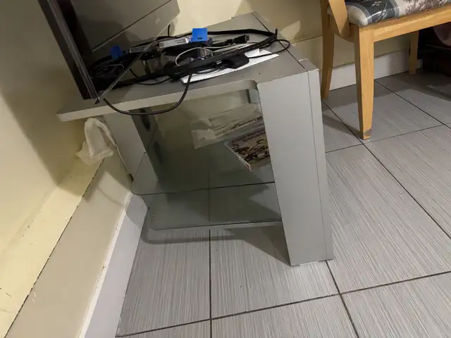 tv table in TV Tables & Entertainment Units in Abbotsford - Image 4