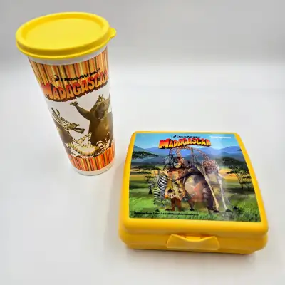 Tupperware Kids Madagascar Lunch Set Of 2 Holograph Sandwich Kee, View more