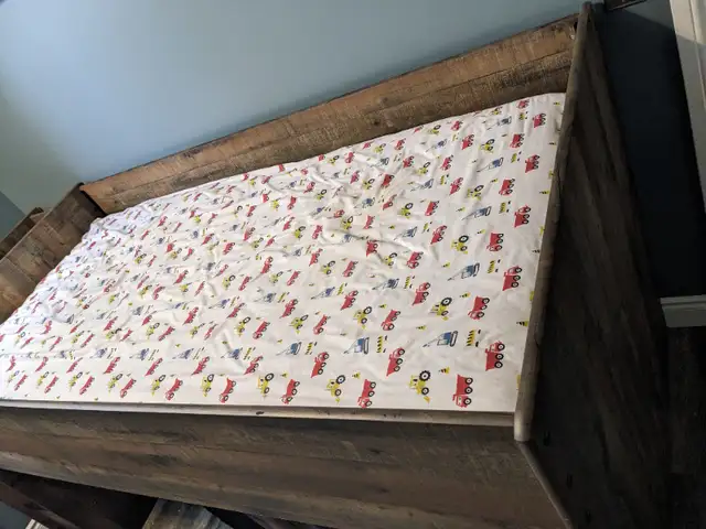 Bunk bed - Twin in Beds & Mattresses in Peterborough - Image 3