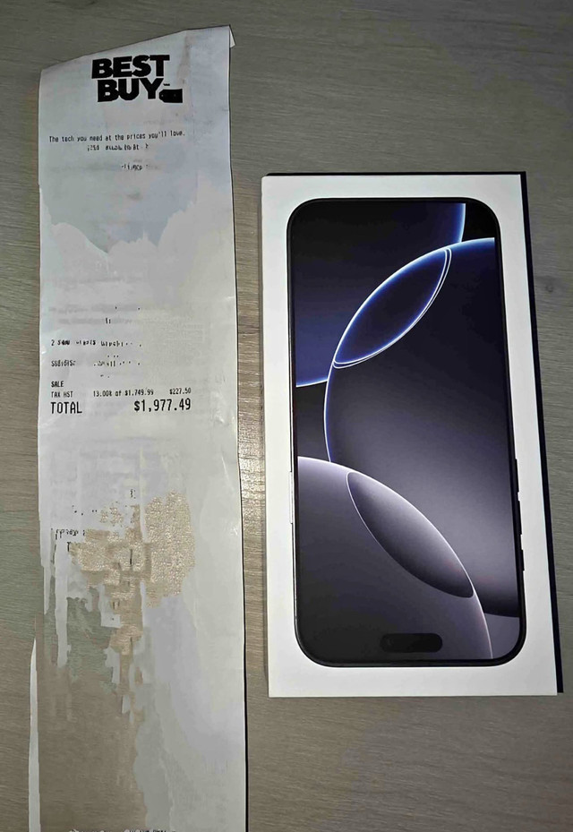 iphone 16 pro max in Cell Phones in Oshawa / Durham Region