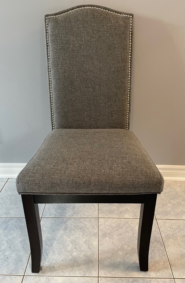 Beautiful Dining Table And 6 Chairs. Pickup In Bowmanville Dining