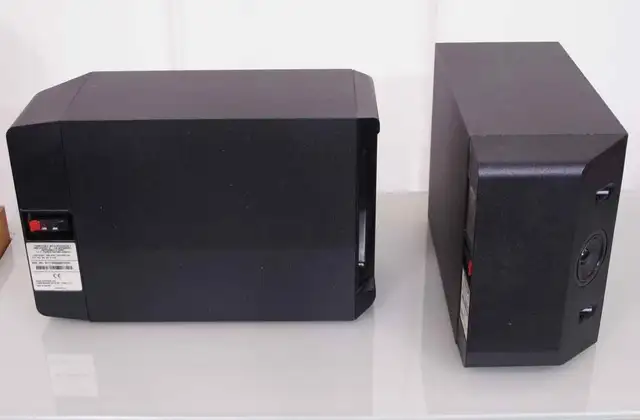 BOSE® 201® Series IV SPEAKERS in Speakers in Kitchener / Waterloo - Image 5