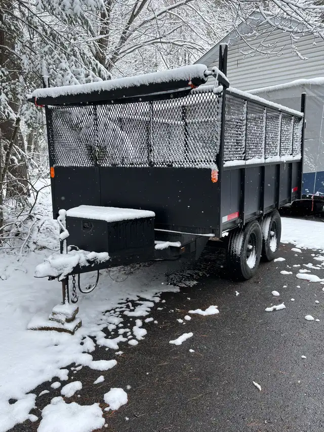 dumping trailer/remorque dompeuse: 5’6” x 10’ in Cargo & Utility Trailers in West Island - Image 4