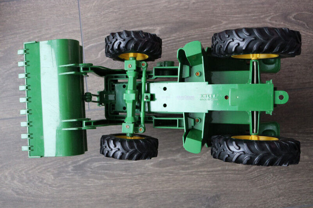 John Deere Tractor operable in Toys in City of Toronto - Image 2