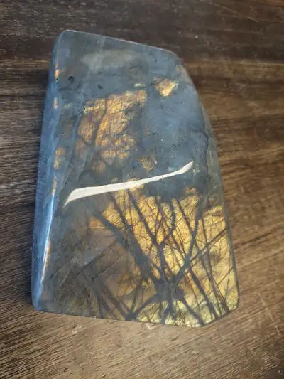 Huge 12,215ct labradorite gemstone, View more