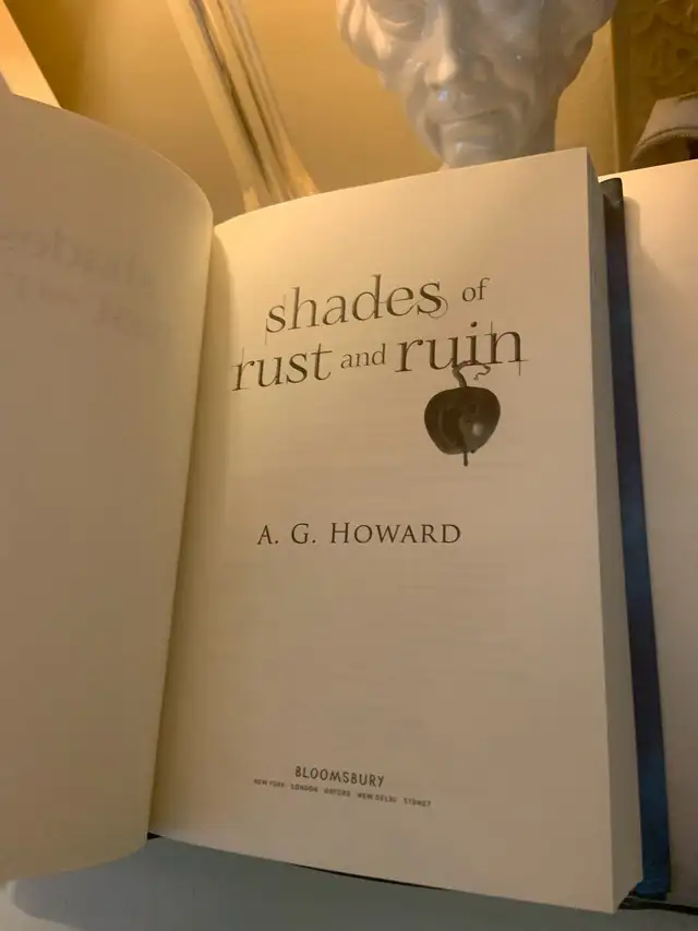 SHADES OF RUST AND RUIN BY A.G. HOWARD! NYT BESTSELLING AUTHOR ! in Fiction in Mississauga / Peel Region - Image 8
