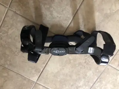 Donjoy knee right knee brace , View more