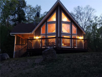 Lakeside Luxury Cottage For Rent (Kawartha Lakes)