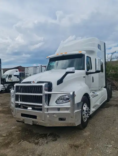 AZ Driver For Toronto to Winnipeg, View more