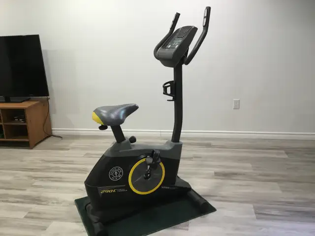 Exercise Bike, Gold's Gym Cycle Trainer in Exercise Equipment in Ottawa - Image 3