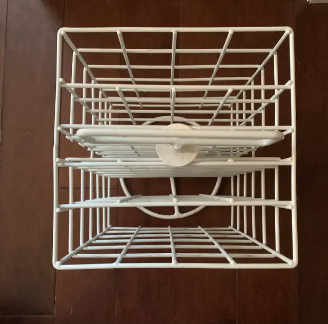 2 Craft Paint Storage (xlarge and small) $2562864365304577124