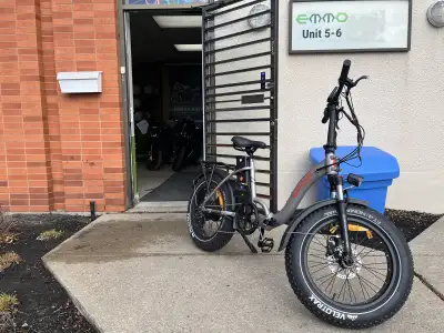 EMMO OIIOS Electo Foldable Fat Tire E-Bike | Range up to 125km, View more