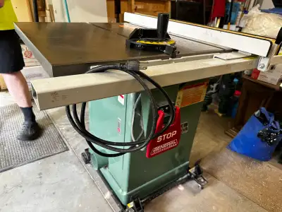 10” General International table saw General International dust collector system 50” Rip Bar HD rolli...