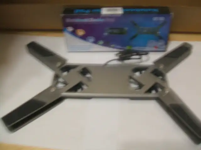 Notebook, laptop, ordi portatifs cooler pad fans NEW in Laptop Accessories in West Island - Image 2