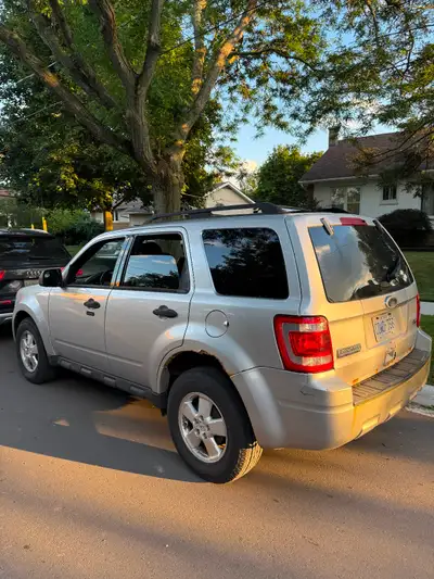 2011 Ford Escape | 240,000kms. Top Package, leather interior, Been an amazing car overall. Rear tail...