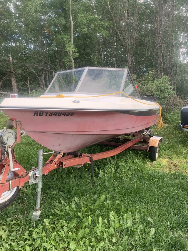Lund Fishing Boat Powerboats & Motorboats Edmonton Kijiji