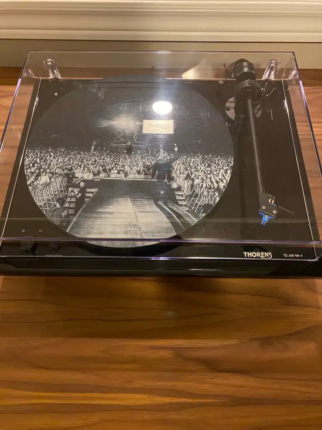Thorens turntable (price reduced) in Stereo Systems & Home Theatre in Hamilton - Image 6