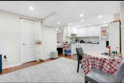 2 bedroom Basement for rent